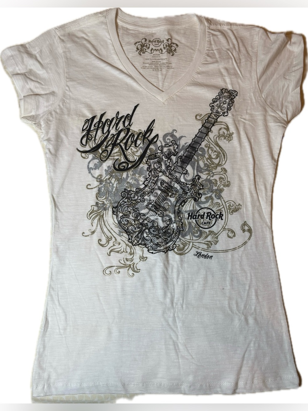 267. Hard Rock Cafe Cream Tee with Gold Decorative Logo NWT, Size M Jr Fit